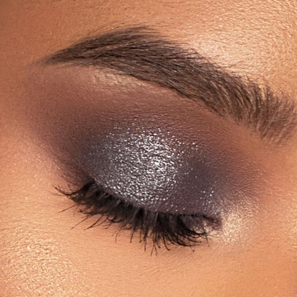 NEW Dose Of Colors Make up Bundle - Picture 9 of 10